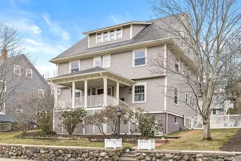 10 Edgehill Rd, Winchester, MA 01890