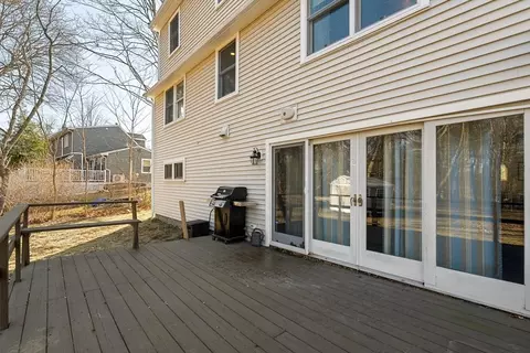 Exterior - 51 Winslow Rd, Reading, MA 01867 photo 4 of 6