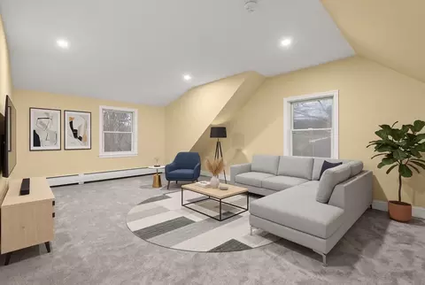 Living - 51 Winslow Rd, Reading, MA 01867 photo 2 of 3