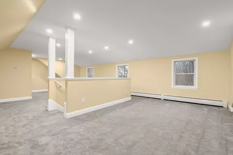 Living - 51 Winslow Rd, Reading, MA 01867 photo 3 of 3