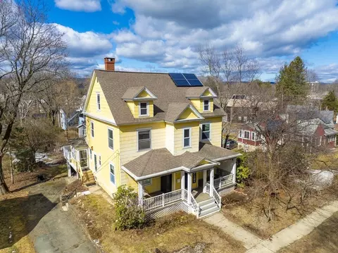 50 James St, Greenfield, MA 01301