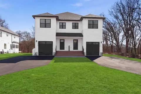 142 Fisher St #A, Attleboro, MA 02703