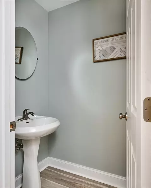 1 Second Ave, Easthampton, MA 01027 photo 16
