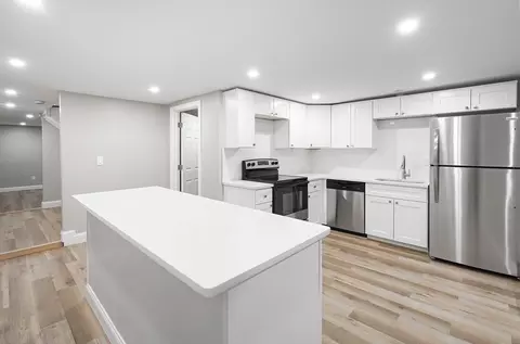 98 Southville Rd, Southborough, MA 01772