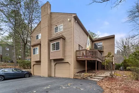 56 Voyagers Ln #56, Ashland, MA 01721