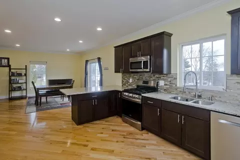48 Mountain Ave, West Springfield, MA 01089 photo 16