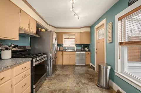 22 Braman St, Danvers, MA 01923 photo 12