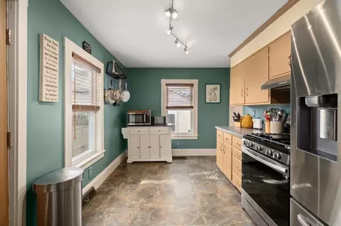 22 Braman St, Danvers, MA 01923 photo 16