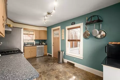 22 Braman St, Danvers, MA 01923 photo 13