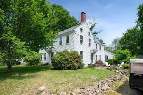 Exterior - 42 Elm St, Georgetown, MA 01833 photo 3 of 8