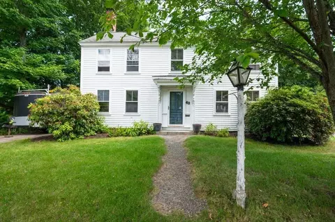 Exterior - 42 Elm St, Georgetown, MA 01833 photo 2 of 8