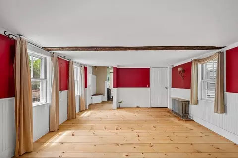 Living - 42 Elm St, Georgetown, MA 01833 photo 1 of 7