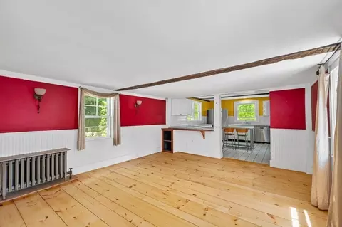 Living - 42 Elm St, Georgetown, MA 01833 photo 2 of 7