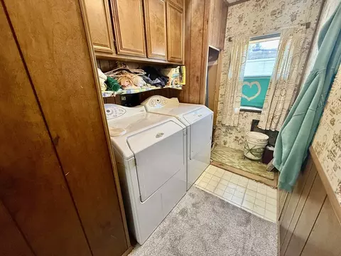 141 Edbert St, Chicopee, MA 01020 photo 9