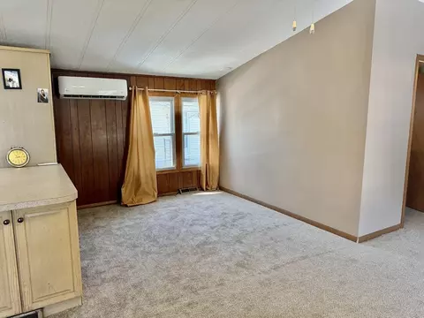 141 Edbert St, Chicopee, MA 01020 photo 7