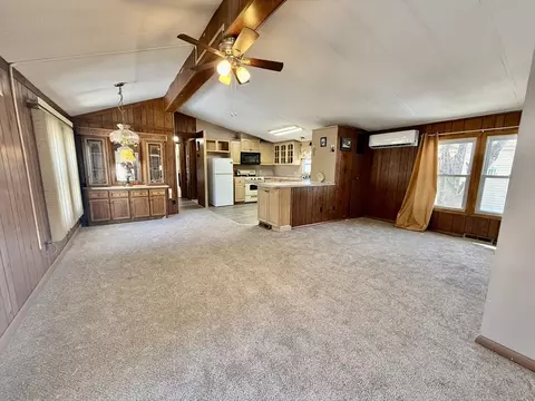 141 Edbert St, Chicopee, MA 01020 photo 8