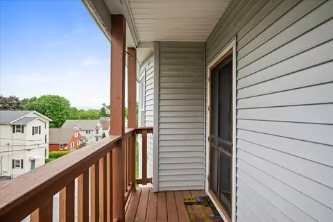 Exterior - 29 Tatman St, Worcester, MA 01607 photo 2 of 16