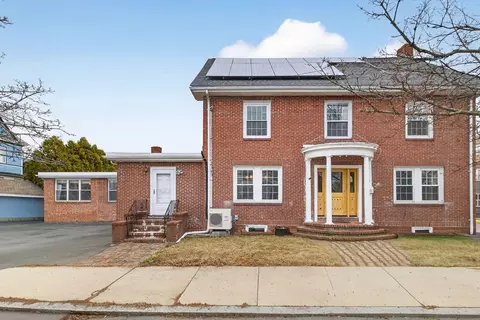 3 Hawthorne St, Malden, MA 02148