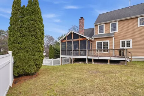 Exterior - 259 Central Ave, Needham, MA 02494 photo 6 of 9
