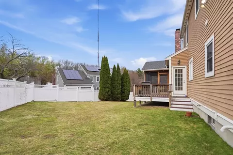 Exterior - 259 Central Ave, Needham, MA 02494 photo 8 of 9