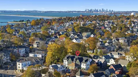 11 Boynton St #201, Swampscott, MA 01907