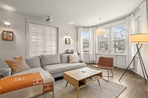 1407 Beacon St #4, Brookline, MA 02446