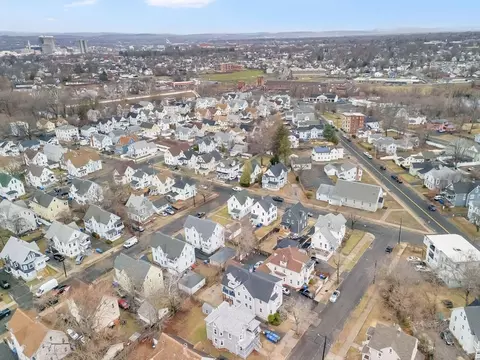 View/Area - 85 Grand St, Springfield, MA 01108 photo 3 of 3