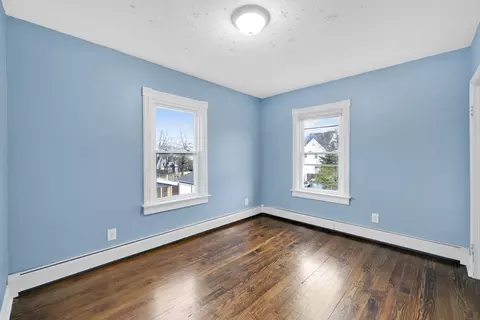 Bedroom - 85 Grand St, Springfield, MA 01108 photo 5 of 6