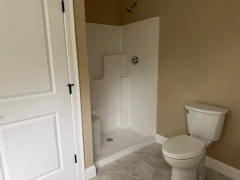 Bath - 79 Park Dr, Acushnet, MA 02743 photo 4 of 10