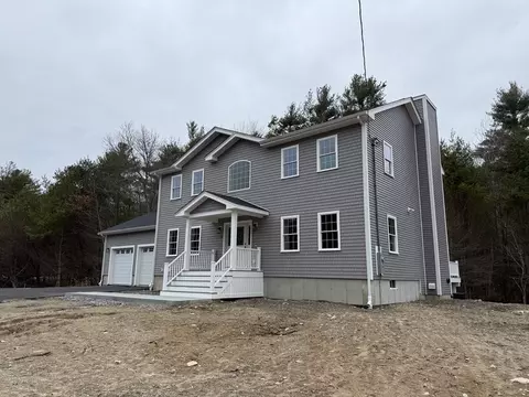 Exterior - 79 Park Dr, Acushnet, MA 02743 photo 2 of 4