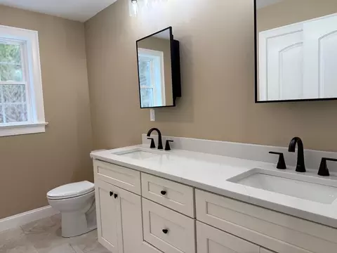 Bath - 79 Park Dr, Acushnet, MA 02743 photo 8 of 10