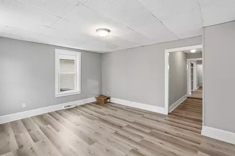 Living - 14-14 12 Hacker St, Worcester, MA 01603 photo 1 of 4