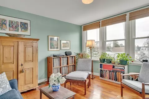 66 Reed St Ct #3, Cambridge, MA 02140