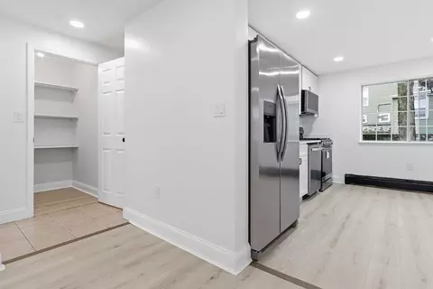 Entry Way - 1 19th St #3, Lowell, MA 01850 photo 1 of 3