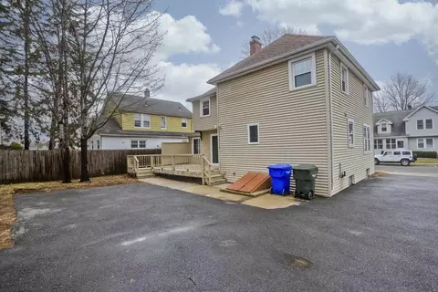 44 Meredith St, Springfield, MA 01108 photo 6