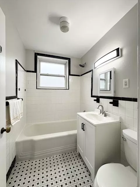 80 Strathmore Rd #3, Boston, MA 02135 photo 11