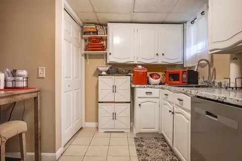 Kitchen - 529 Stafford Rd, Fall River, MA 02721 photo 3 of 5