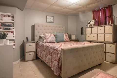 Bedroom - 529 Stafford Rd, Fall River, MA 02721 photo 7 of 7