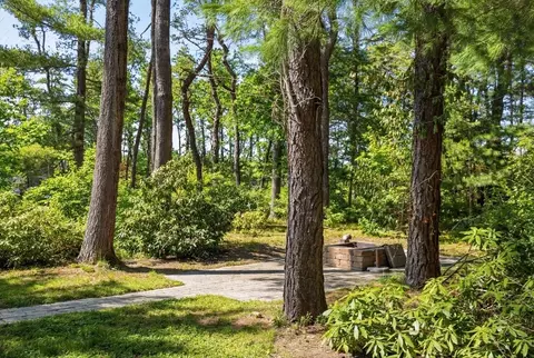 Exterior - 8 Winterberry Ln, Wareham, MA 02571 photo 6 of 7