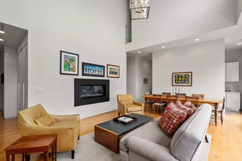 618 E 2nd St #6, Boston, MA 02127 photo 4