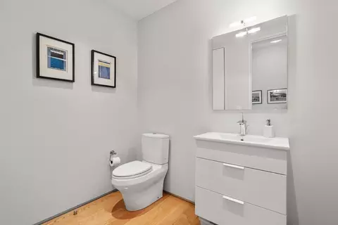 618 E 2nd St #6, Boston, MA 02127 photo 22