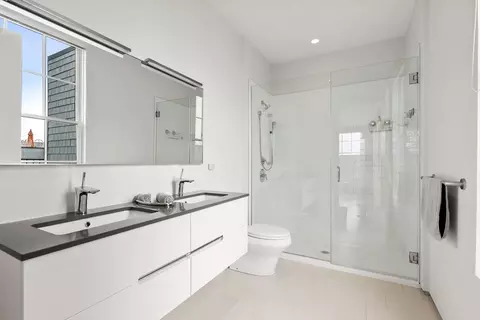 618 E 2nd St #6, Boston, MA 02127 photo 13