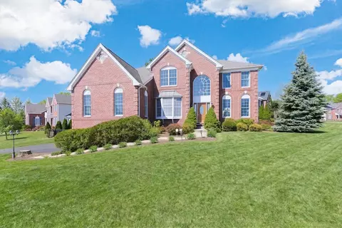 3 York Cir, Walpole, MA 02032