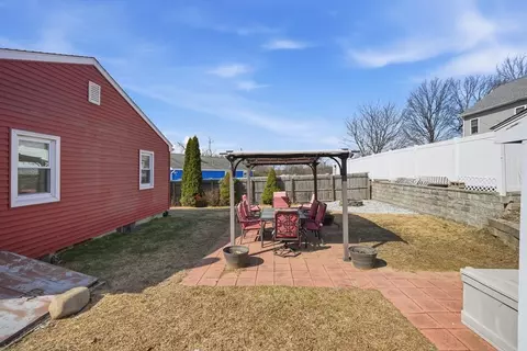 88 Agnes St, Springfield, MA 01118 photo 29