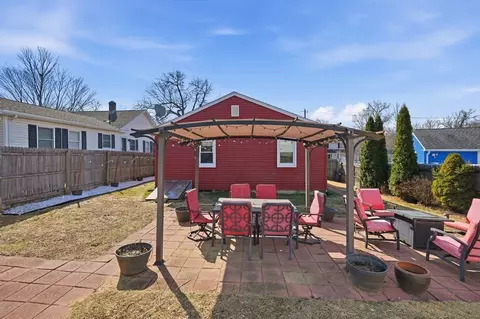 88 Agnes St, Springfield, MA 01118 photo 28