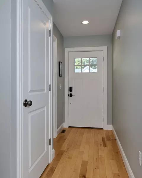 3 Conrad Cir #3, Easthampton, MA 01027 photo 3