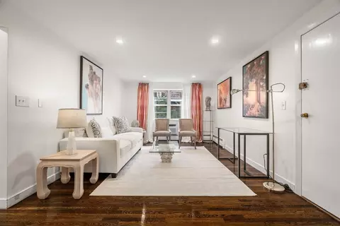8 Commonwealth Ct #7, Boston, MA 02135