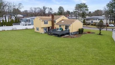 View/Area - 48 Gary Rd, Needham, MA 02494 photo 2 of 4