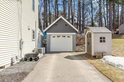 10 Juniper Ln, Georgetown, MA 01833 photo 38