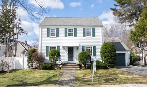 27 Little Pond Rd, Belmont, MA 02478